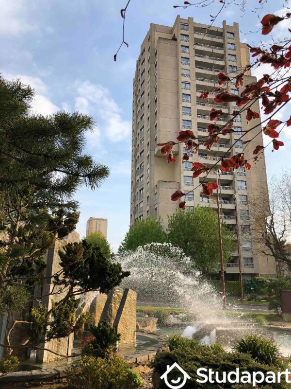 Chambre - 11 m² - 1 pièce