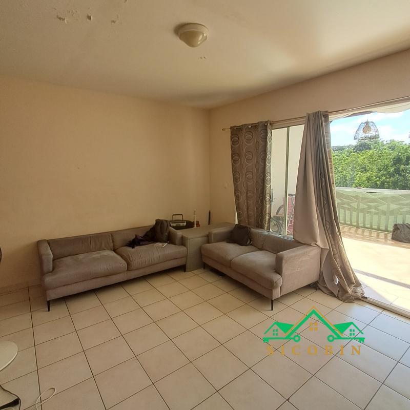 Appartement - 72 m² - 4 pièces