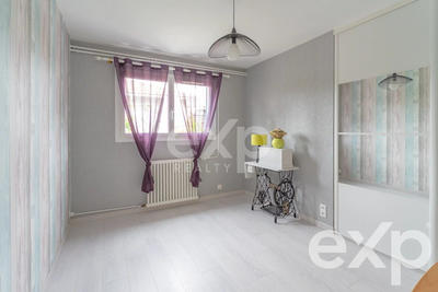 Maison - 161 m² - 7 pièces