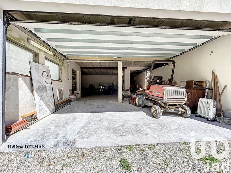 Maison de maîtres - 520 m² - 8 pièces