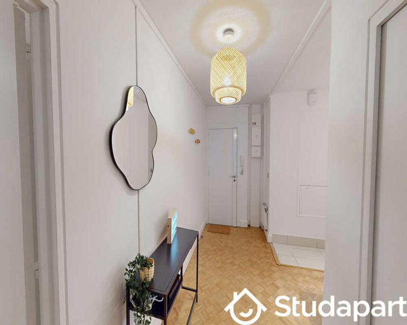 Chambre - 110 m² - 1 pièce