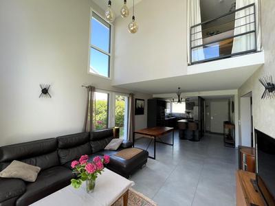 Maison - 125 m² - 5 pièces