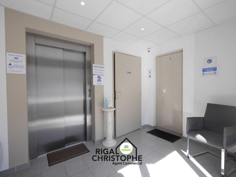 Immeuble - 130 m² - 5 pièces