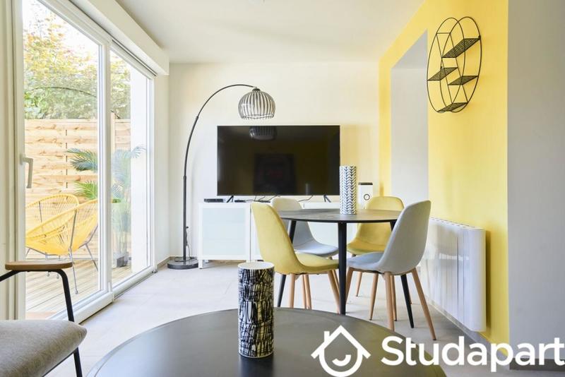 Chambre - 10 m² - 1 pièce