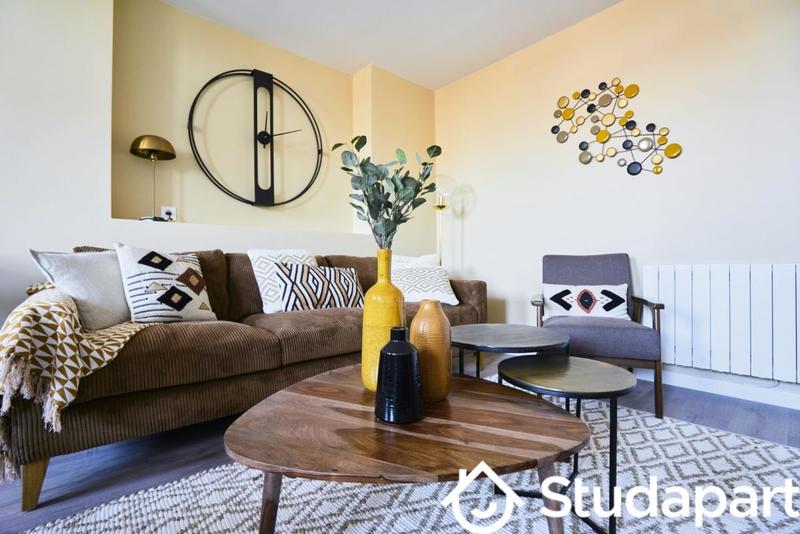 Chambre - 10 m² - 1 pièce