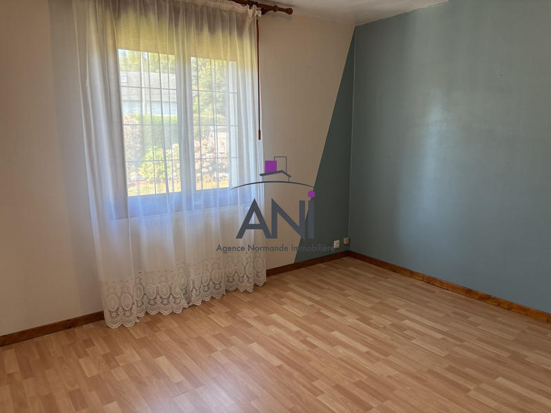 Maison traditionnelle - 110 m² - 6 pièces