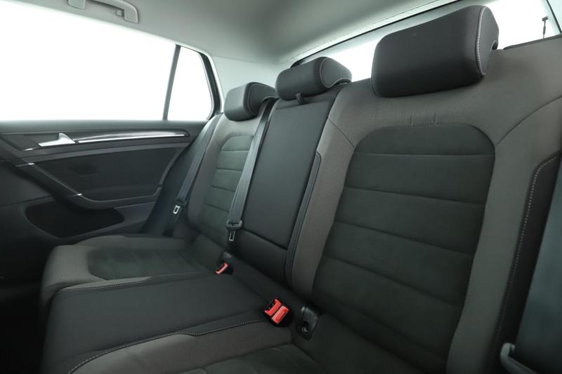 Volkswagen Golf VII 1.5 Tsi Evo BlueMotion Tech Carat Dsg7 5p 150 ch