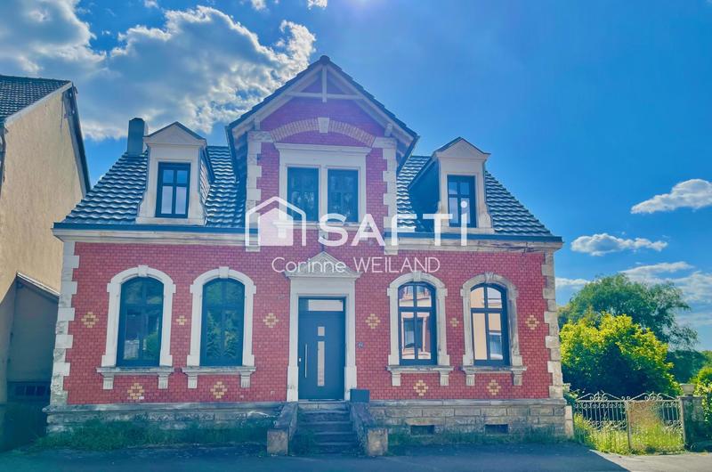 Maison - 185 m² - 8 pièces