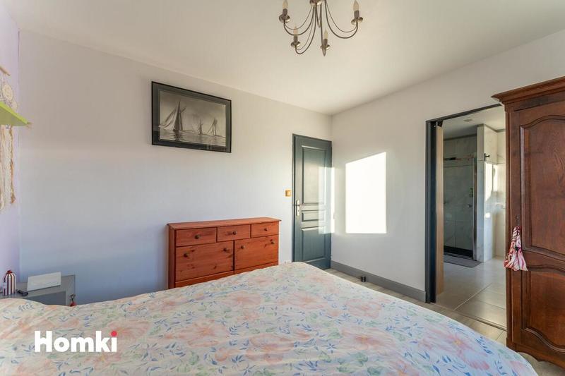 Maison - 180 m² - 6 pièces