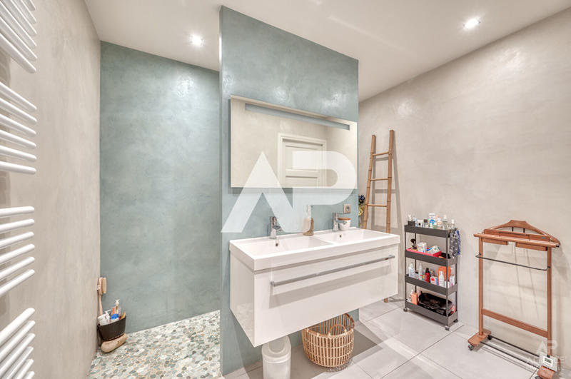 Maison - 170 m² - 6 pièces