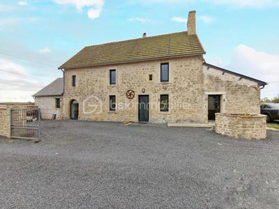 Maison en pierre - 189 m² - 7 pièces