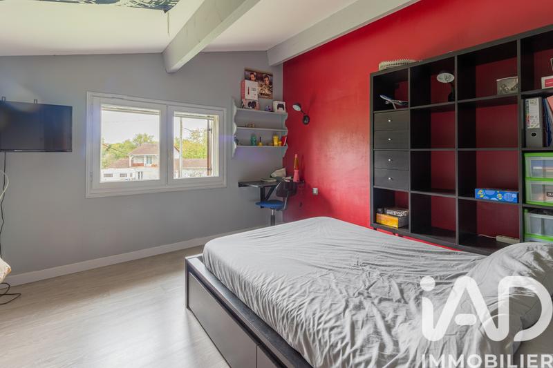 Maison - 257 m² - 8 pièces