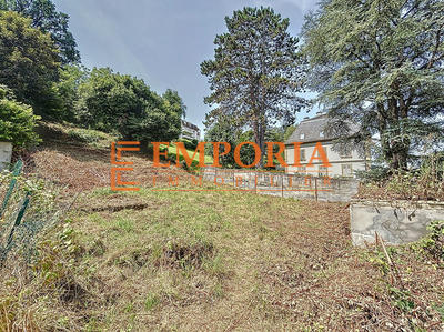 Maison - 255 m² - 6 pièces