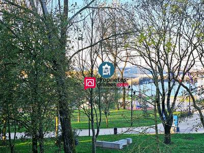 Appartement - 94 m² - 3 pièces