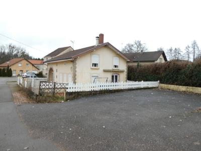 Maison de village - 114 m² - 5 pièces