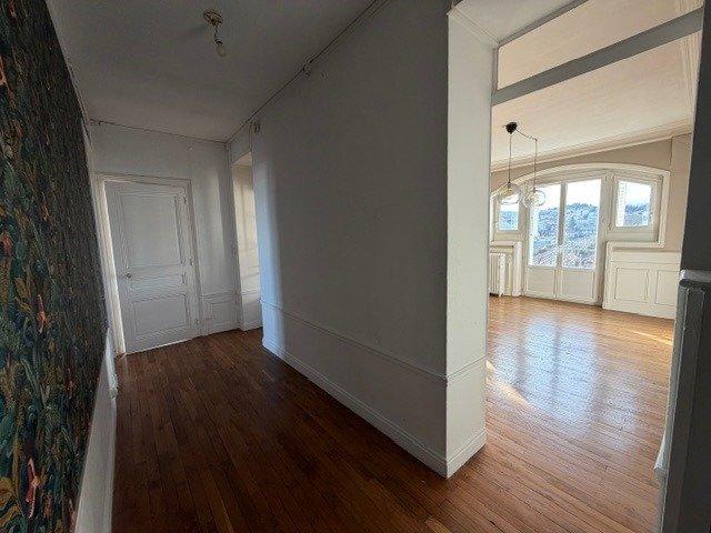 Appartement - 79 m² - 3 pièces