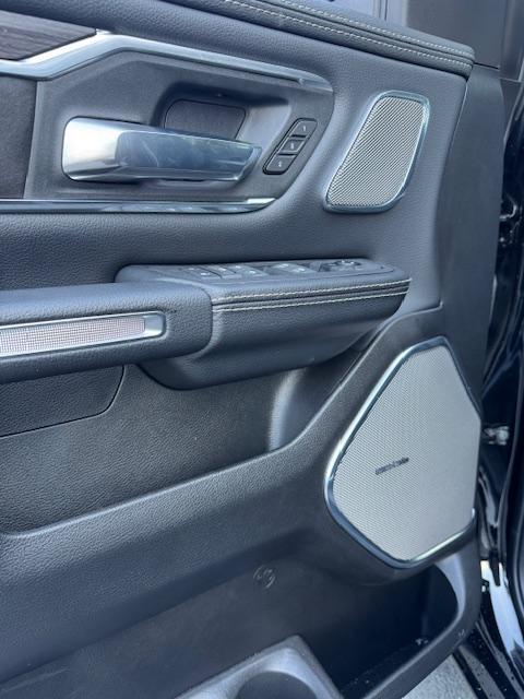 Dodge Ram 1500 Huricane Laramie Night Premium