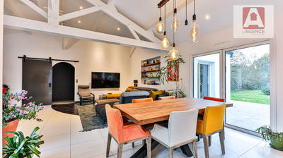 Maison - 180 m² - 6 pièces