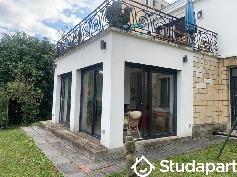 Chambre - 25 m² - 1 pièce