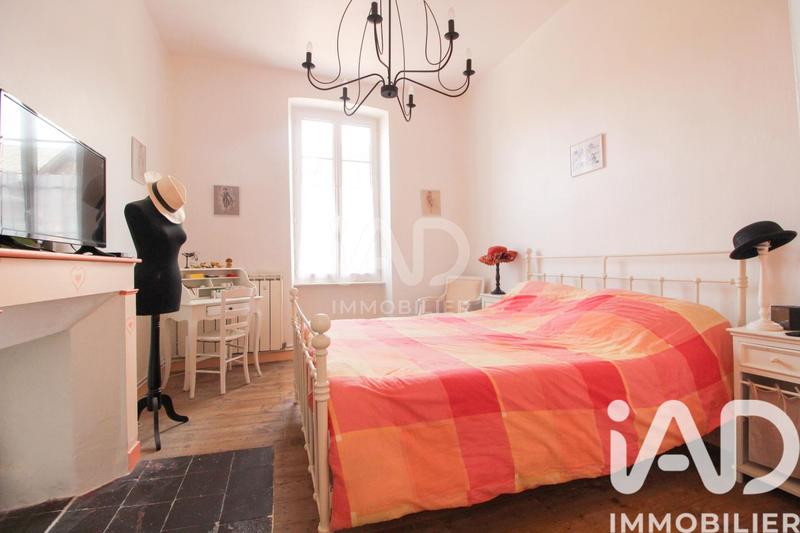 Maison - 285 m² - 12 pièces