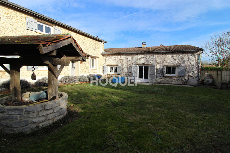 Maison - 151 m² - 6 pièces