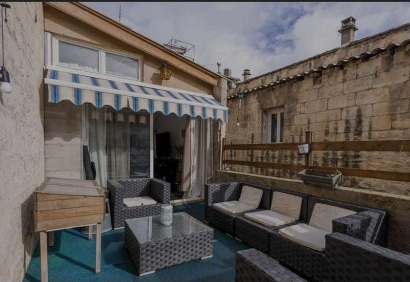 Maison de ville - 197 m² - 6 pièces