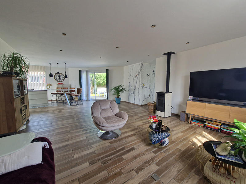 Maison - 104 m² - 3 pièces