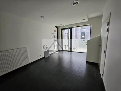 Entrepôt - 424 m²