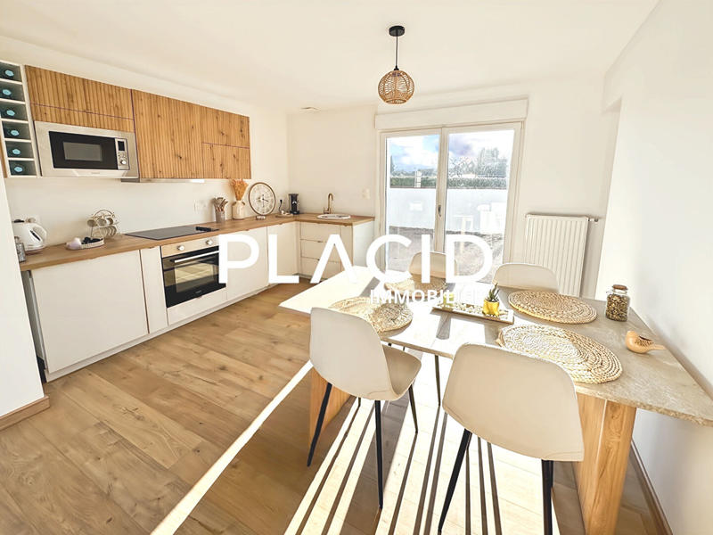 Maison - 84 m² - 4 pièces