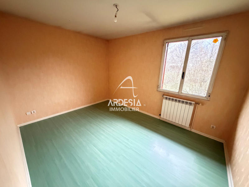 Maison - 104 m² - 4 pièces