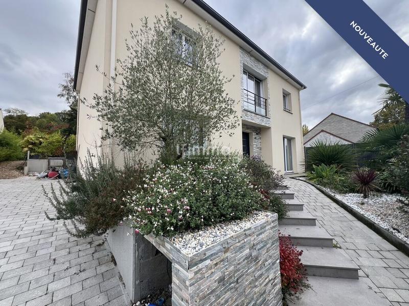 Maison - 160 m² - 6 pièces