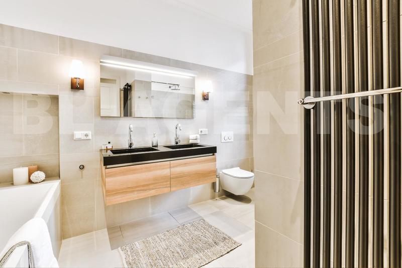 Appartement - 123 m² - 5 pièces