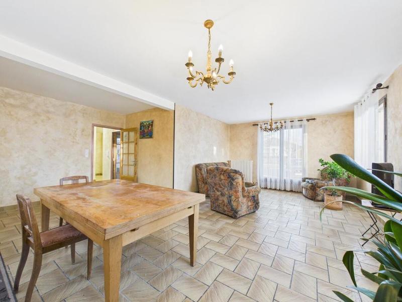 Maison - 153 m² - 7 pièces