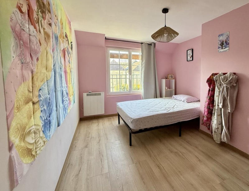 Maison - 167 m² - 6 pièces