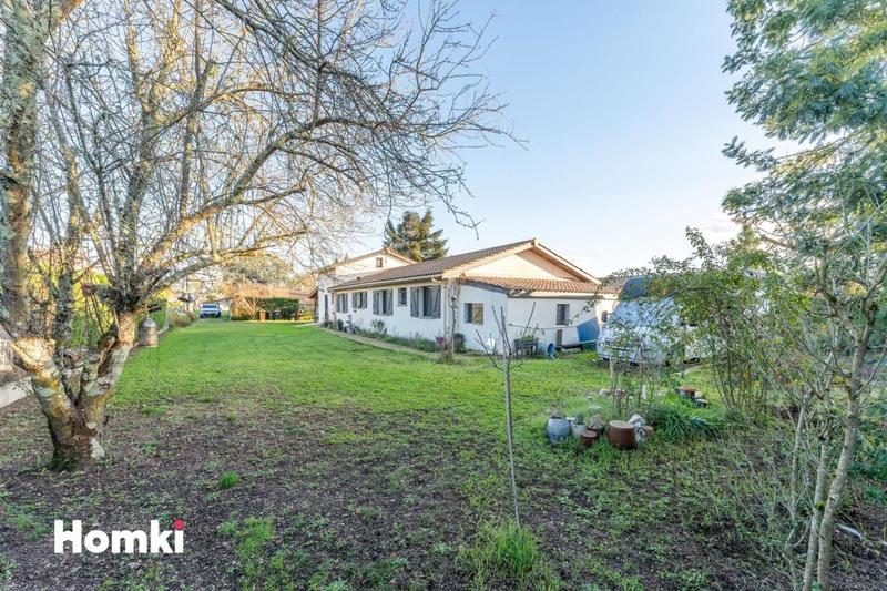 Maison - 180 m² - 6 pièces