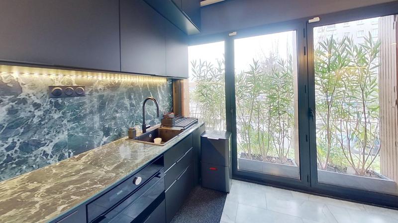 Appartement - 100 m² - 4 pièces