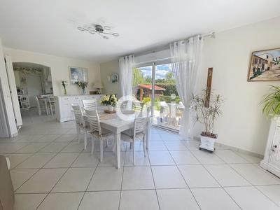 Maison - 155 m² - 5 pièces