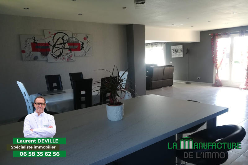 Maison - 121 m² - 5 pièces