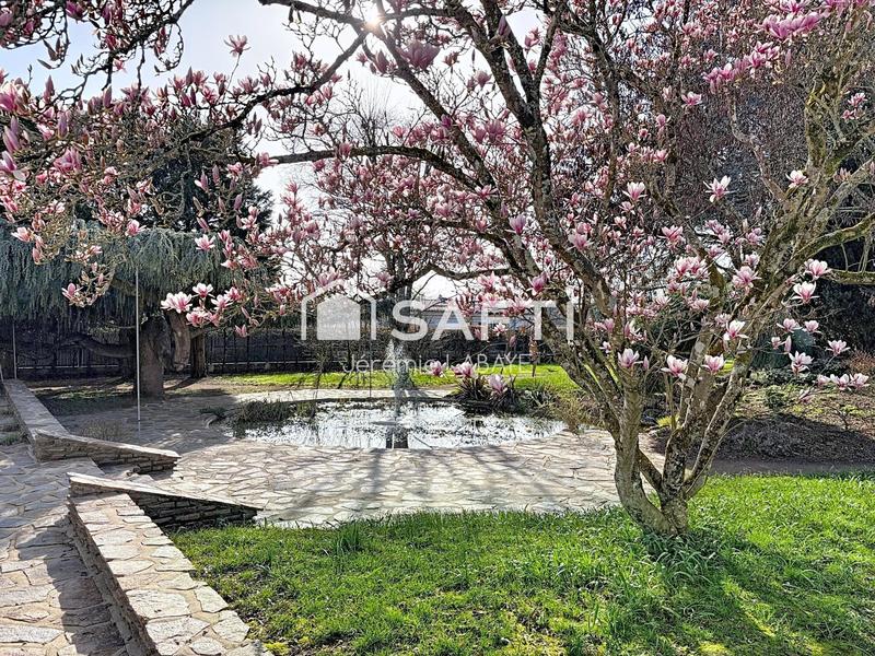 Maison - 287 m² - 7 pièces