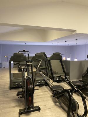 Fonds de commerce - 550 m²