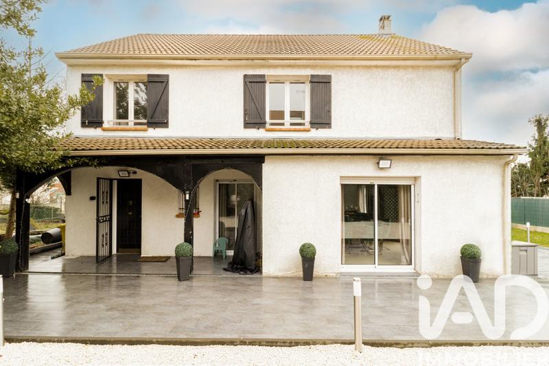 Maison - 168 m² - 7 pièces