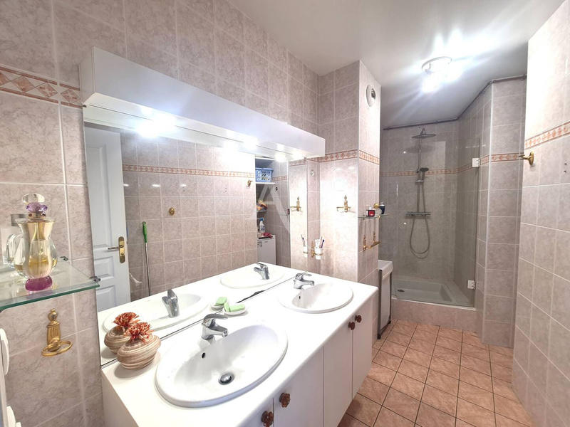 Appartement - 108 m² - 4 pièces