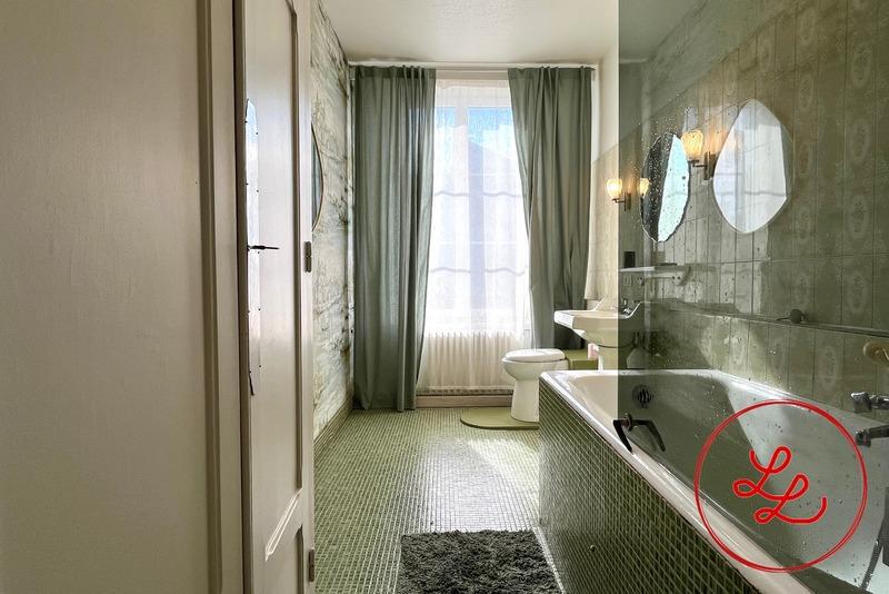 Maison bourgeoise - 240 m² - 9 pièces