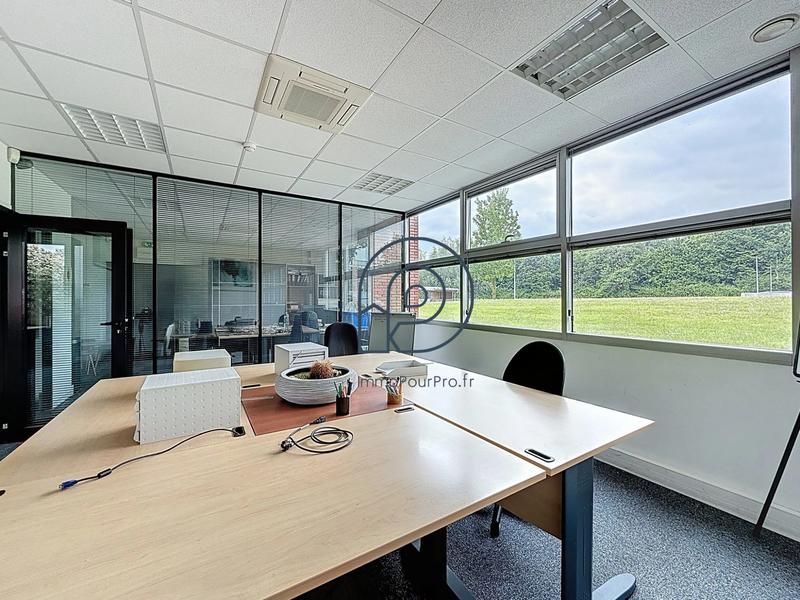 Bureau - 162 m²