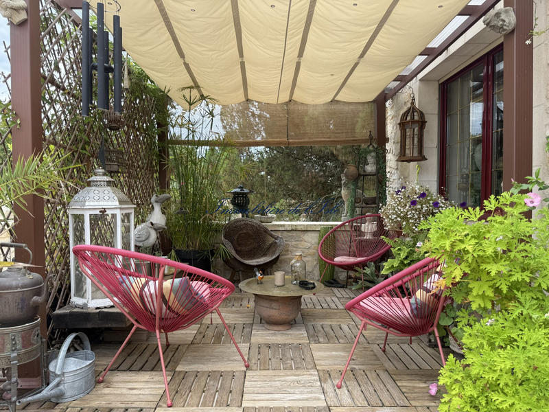 Maison - 467 m² - 11 pièces