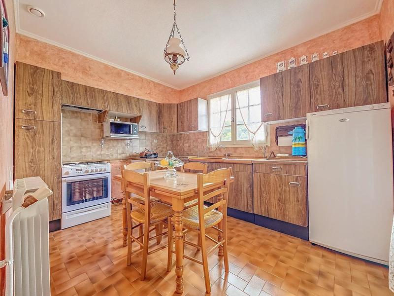 Maison - 179 m² - 6 pièces