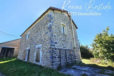 Maison - 115 m² - 6 pièces