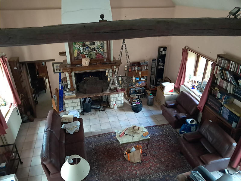 Maison - 305 m² - 10 pièces