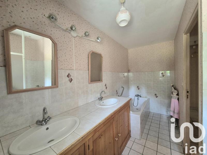 Maison de village - 120 m² - 4 pièces