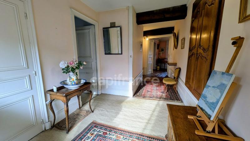 Appartement ancien - 140 m² - 7 pièces
